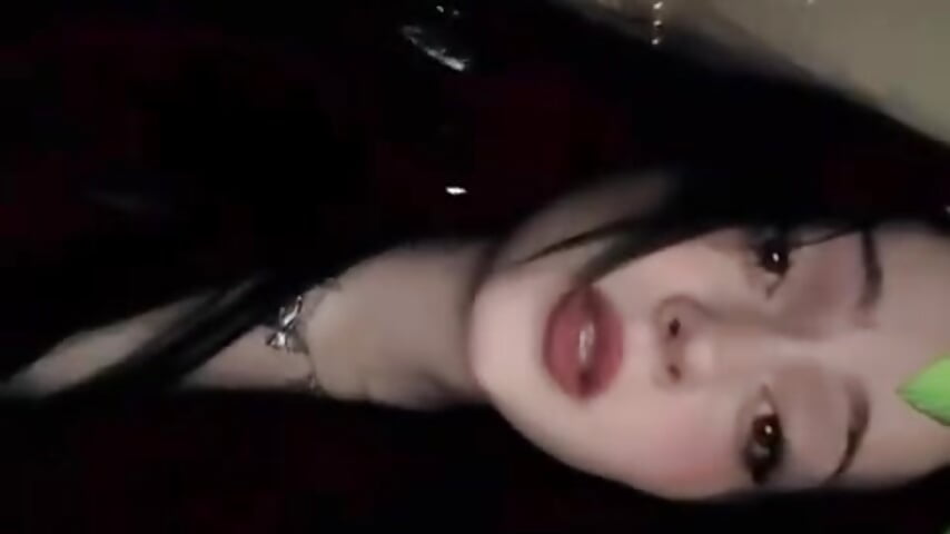 a bit of me :3 - vidéo du modèle de showcams cloudemy