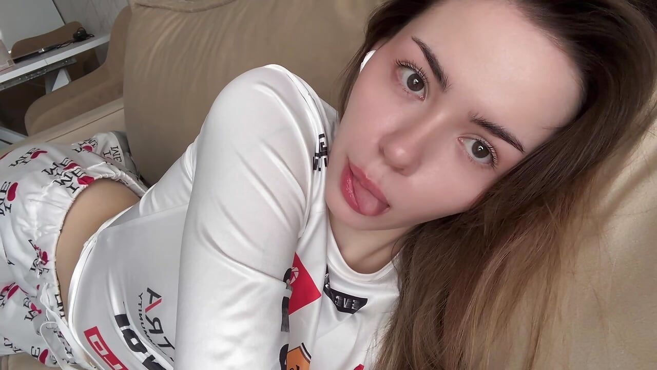 🎀 - video by naughty_lollly cam model