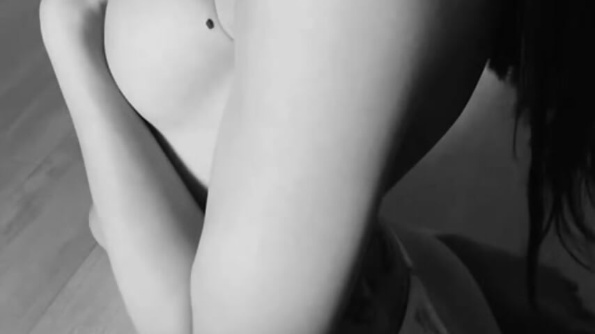 sexy body－カメラキャストのLunaRossaaの動画