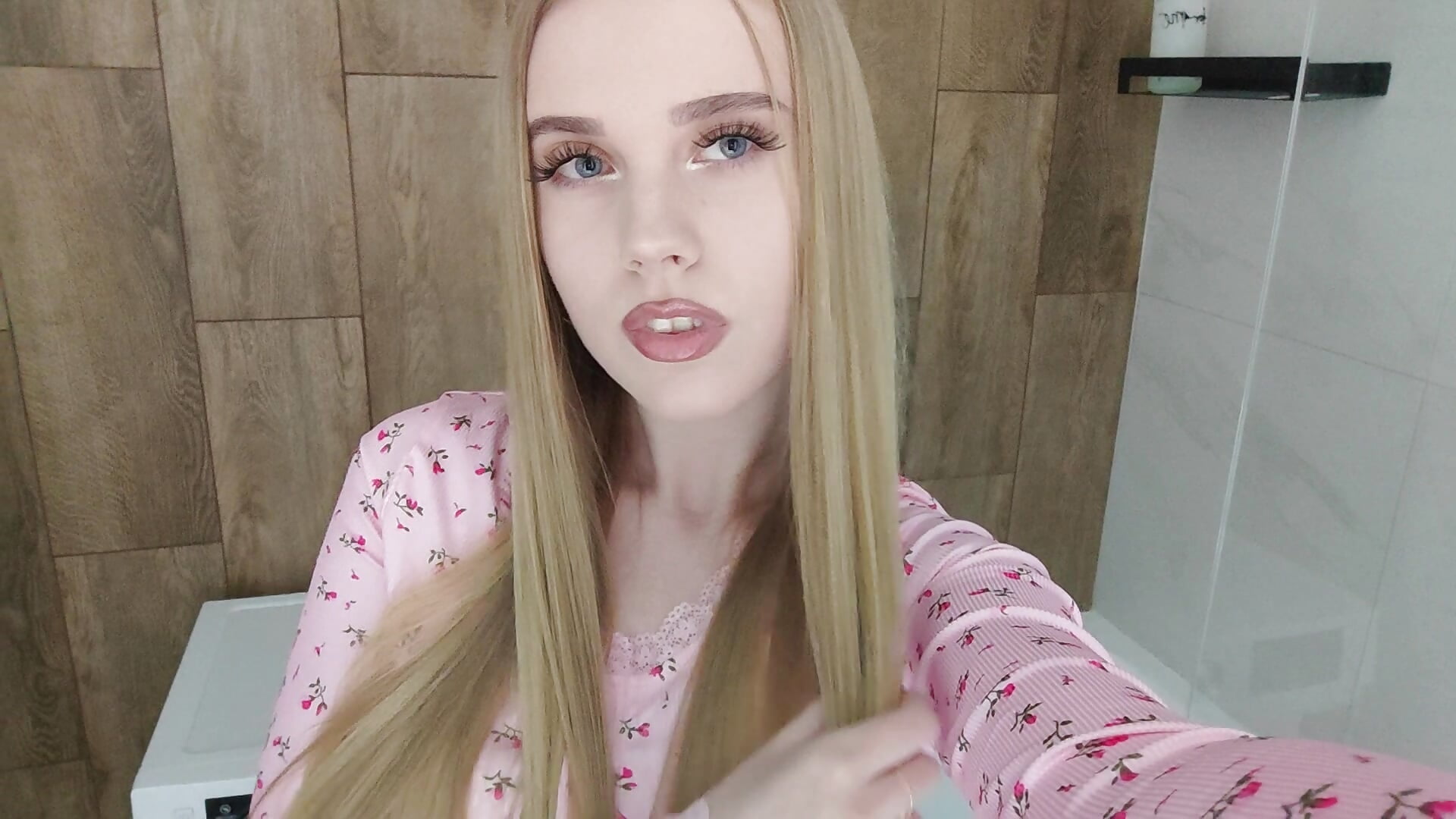 Me :3－カメラキャストのtayashyの動画