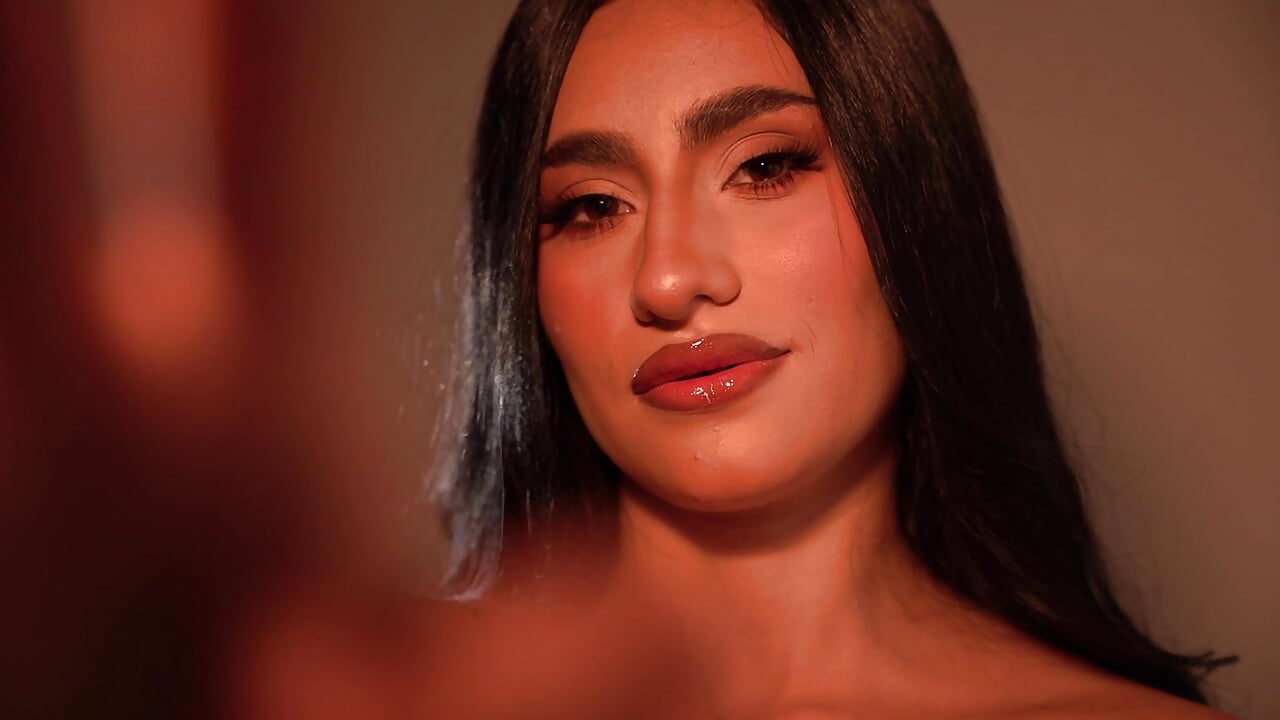 Know me🥵 - video by KatieRobinson_ cam model