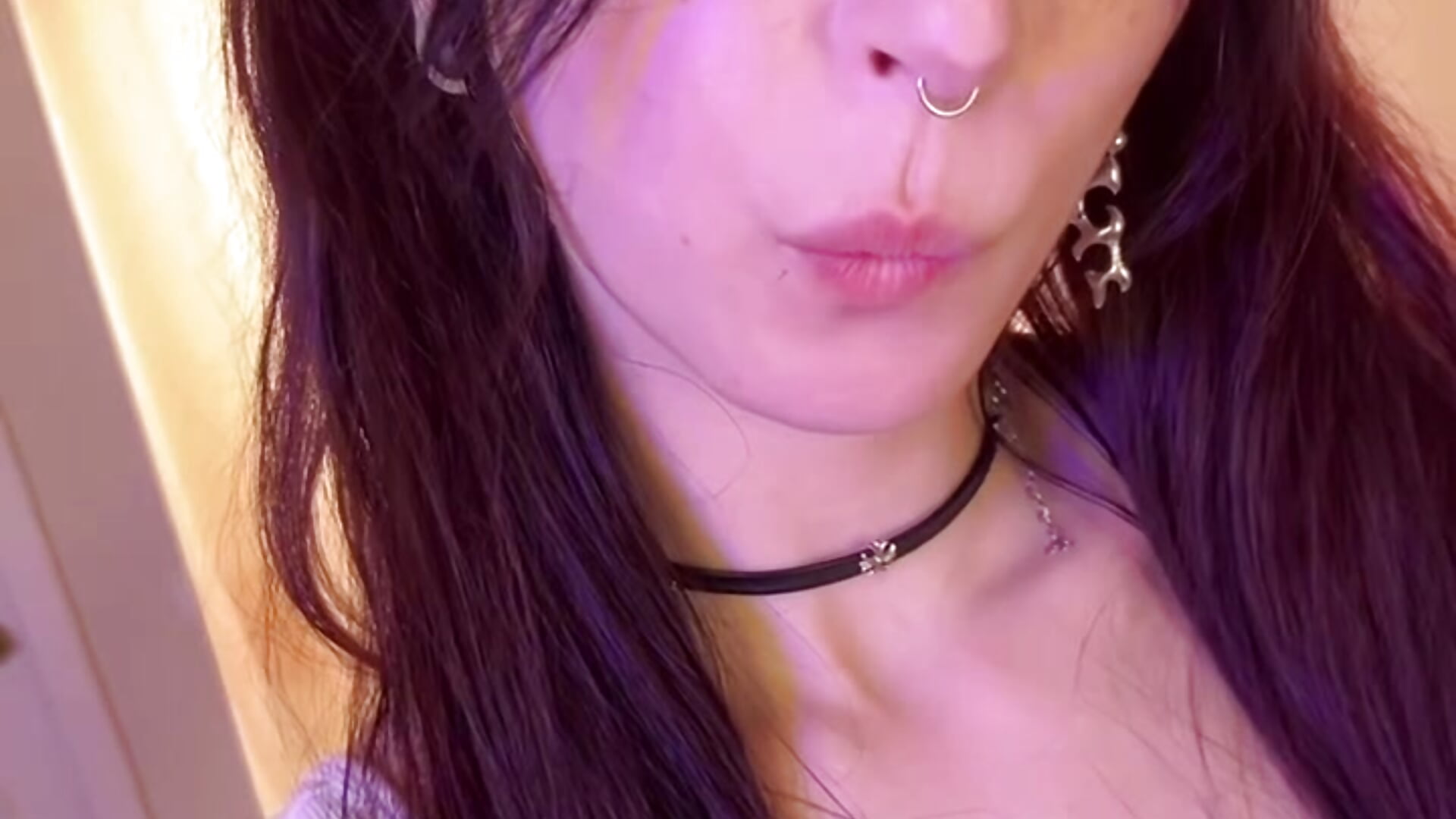 Hope Tarantino won't see it😝 – video af MutedMood_ cam-model