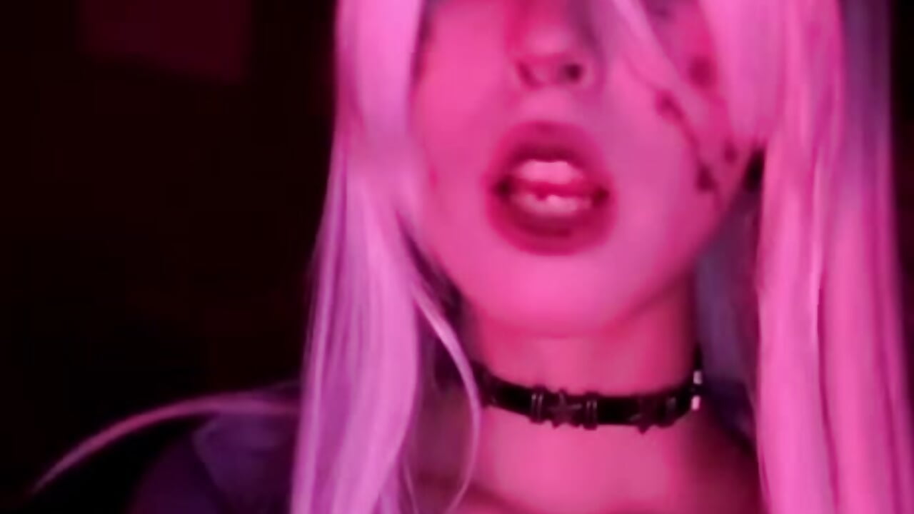 Can you guess character? - video by MutedMood_ cam model