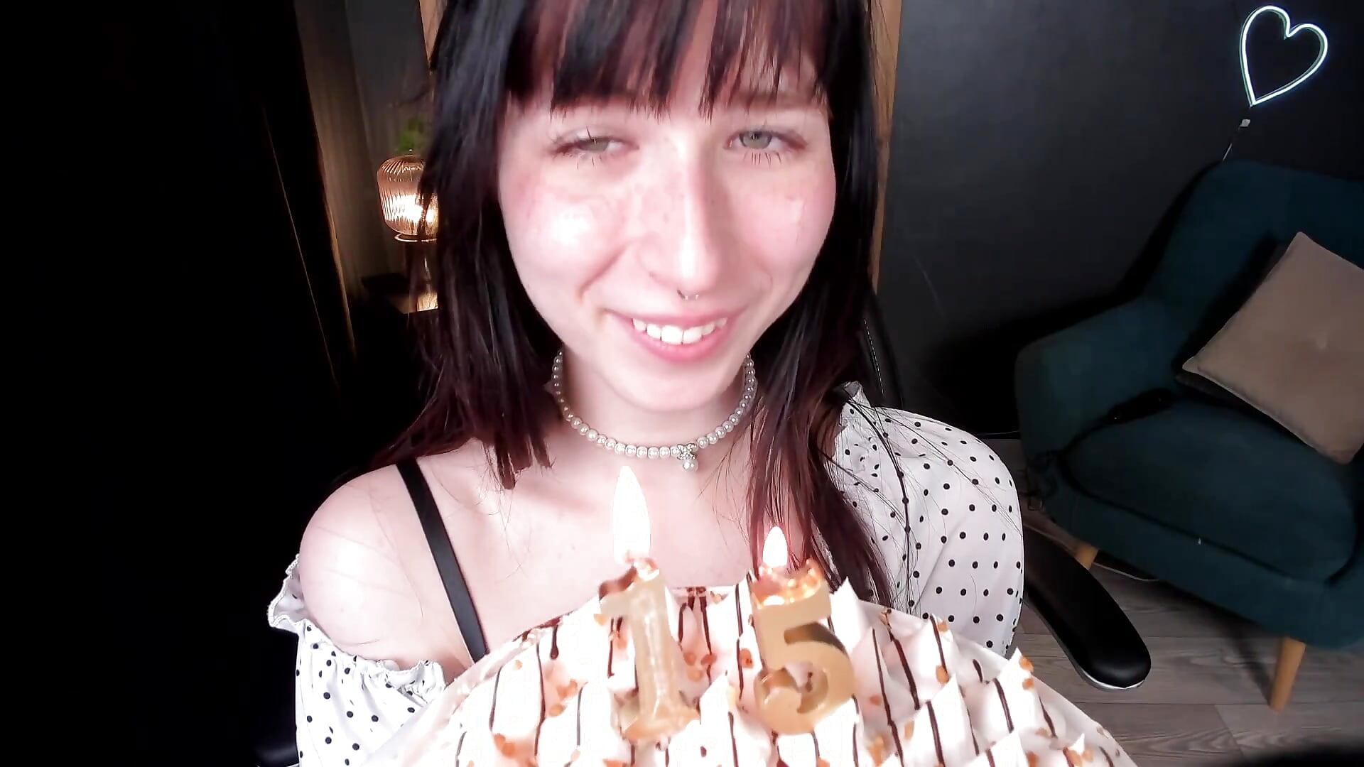 15.000 followers! 🎂 - video av MutedMood_ cam-modell