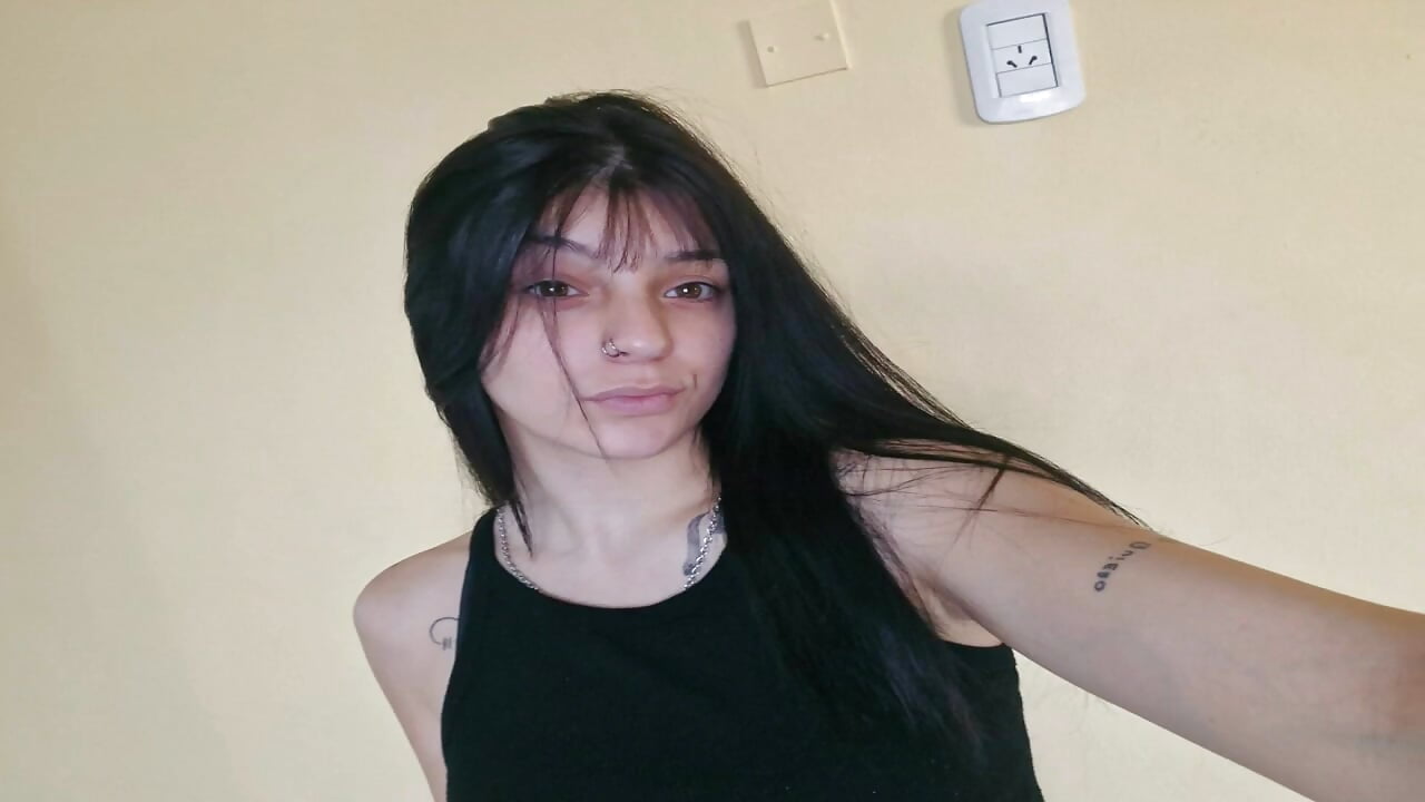 <3－カメラキャストのMargeretShalaの動画