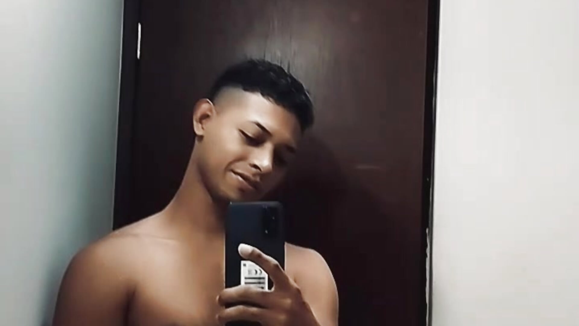 VID_20231212_215322 - video by Lois-van