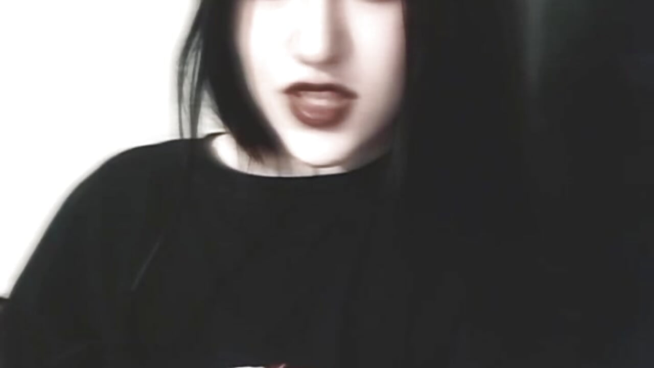 Thats meee😅💖 — filmik irisblade, modela(-lki) na kamerkach