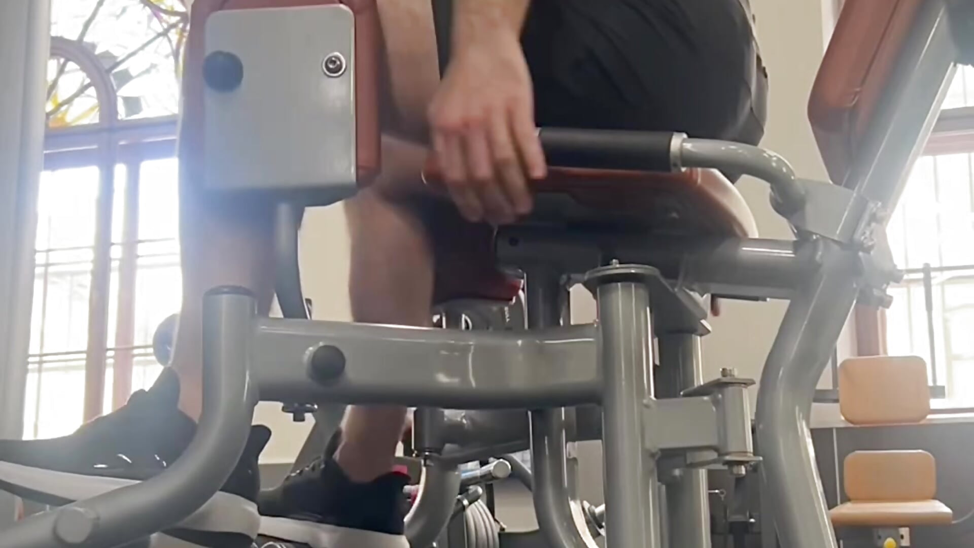 Leg Abduction on the Machine 🏋️‍♂️🦵🔥