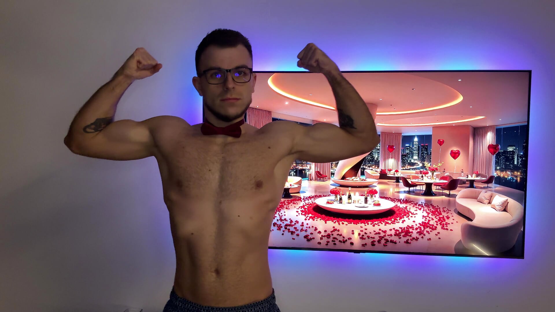 Sexy me 😈 Strong body, wild energy 💪