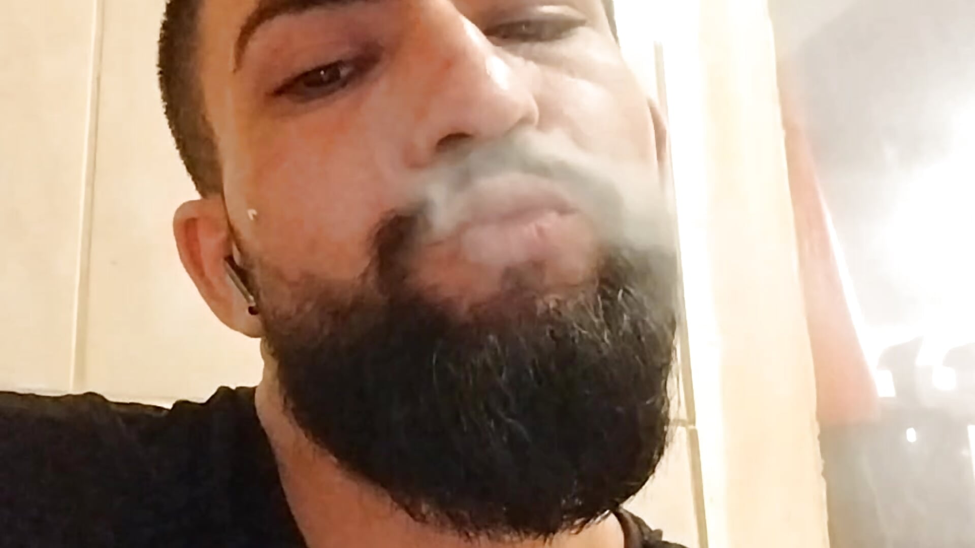 #Smoking - video by Tommy_Porn_ cam model