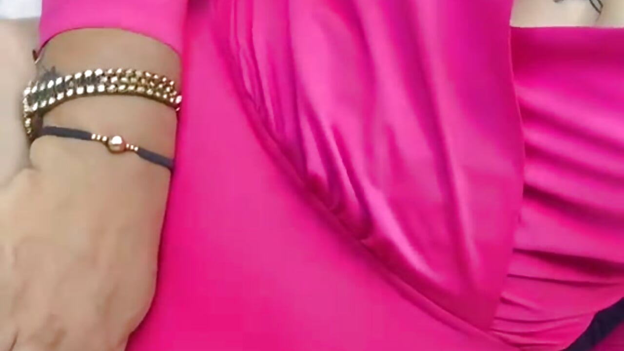💄 “Mature, provocative and dangerously irresistible” - clip cu Milf_Drip model videochat