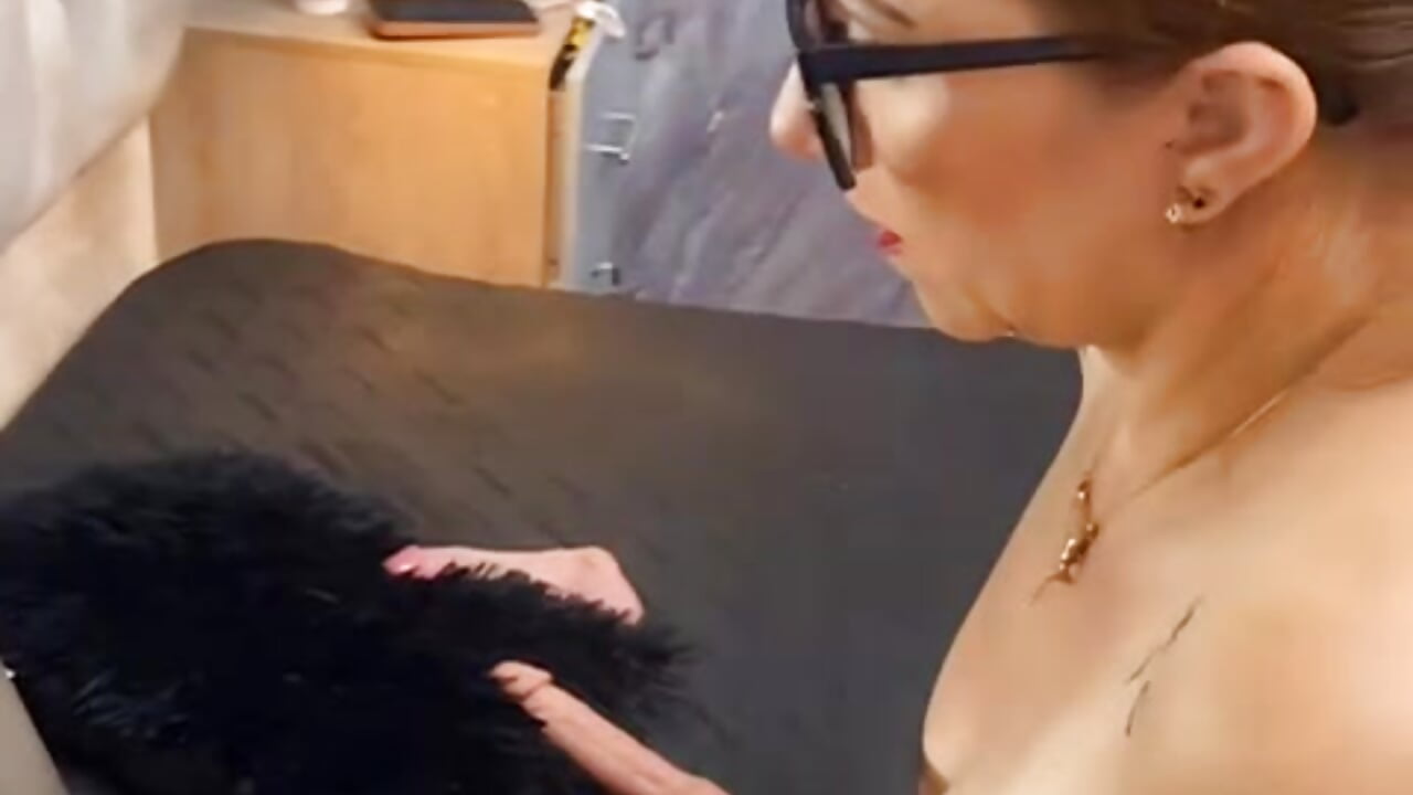 A feast for the eyes 👸 - clip cu Milf_Drip model videochat