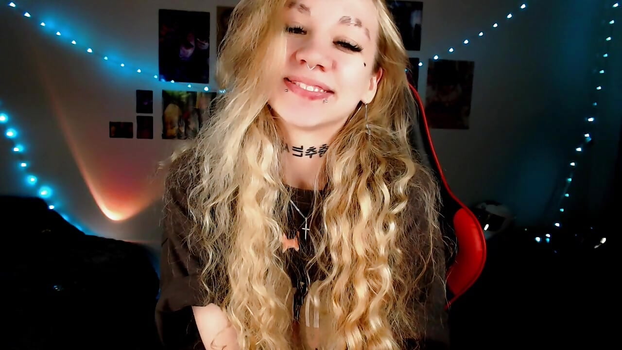 🙂 - vídeo de la modelo de cam Nica_Kawaii