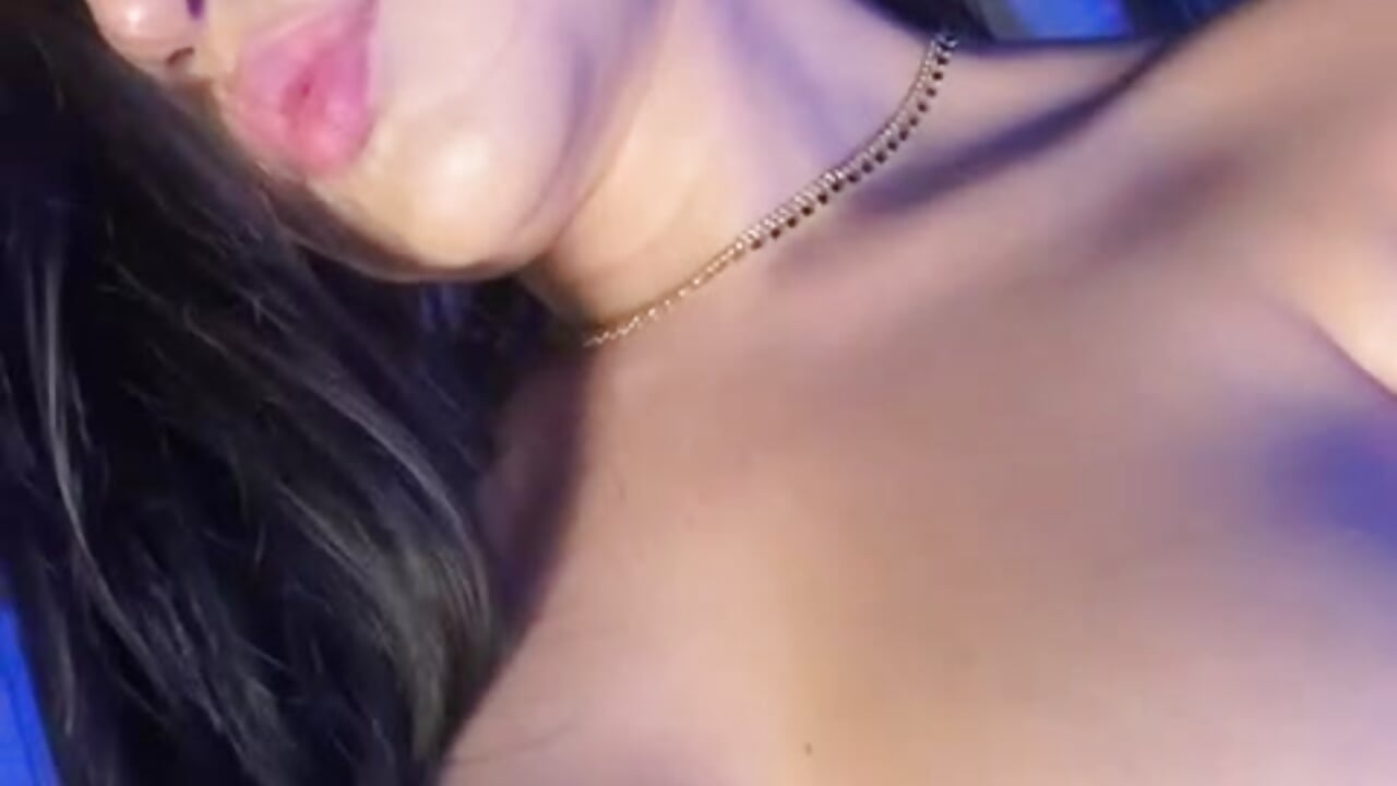 hiiiii 💕🤓 - Pretty_Julieta adlı kamera modelinin videosu