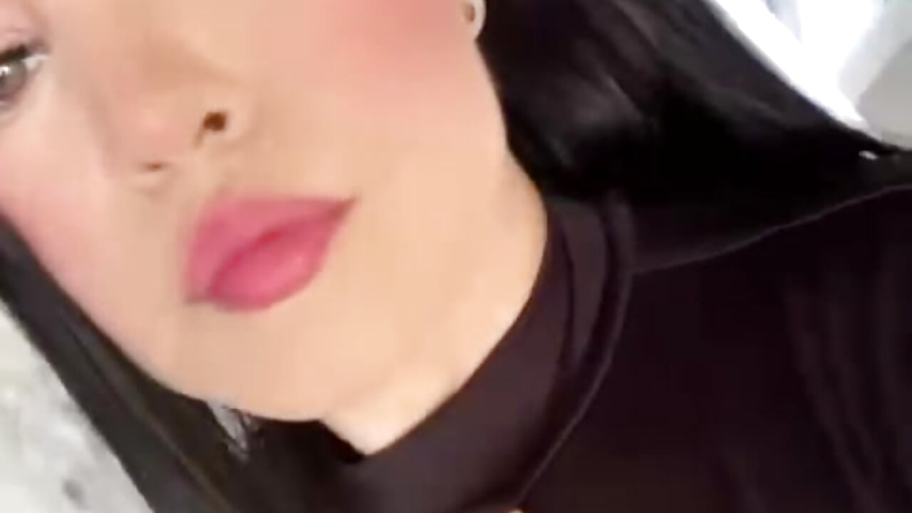 Hi, have a wonderful night, I hope we can play together ✨ :shy: - vídeo de la modelo de cam Pretty_Julieta