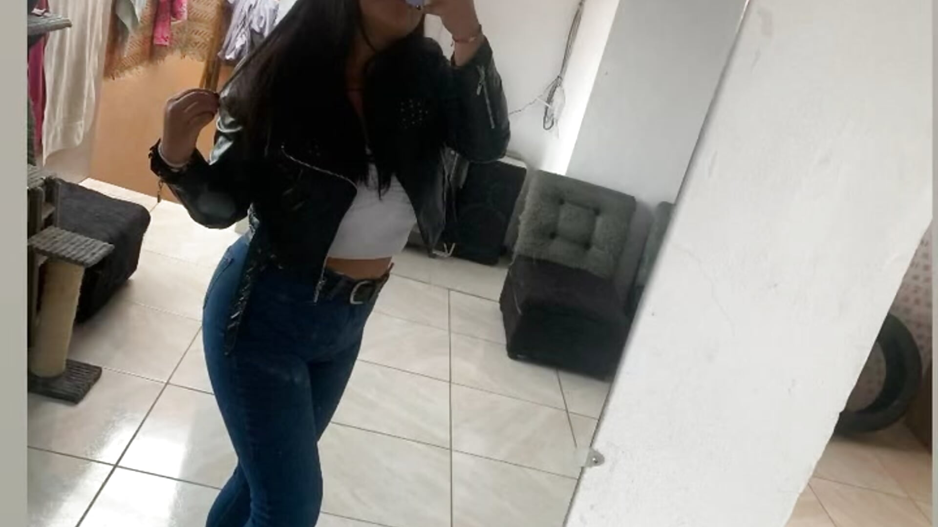 77d4dc08-5afb-41a5-9f82-a277a9aecfe6-1_all_199 – видео вебкам-модели nahomy05