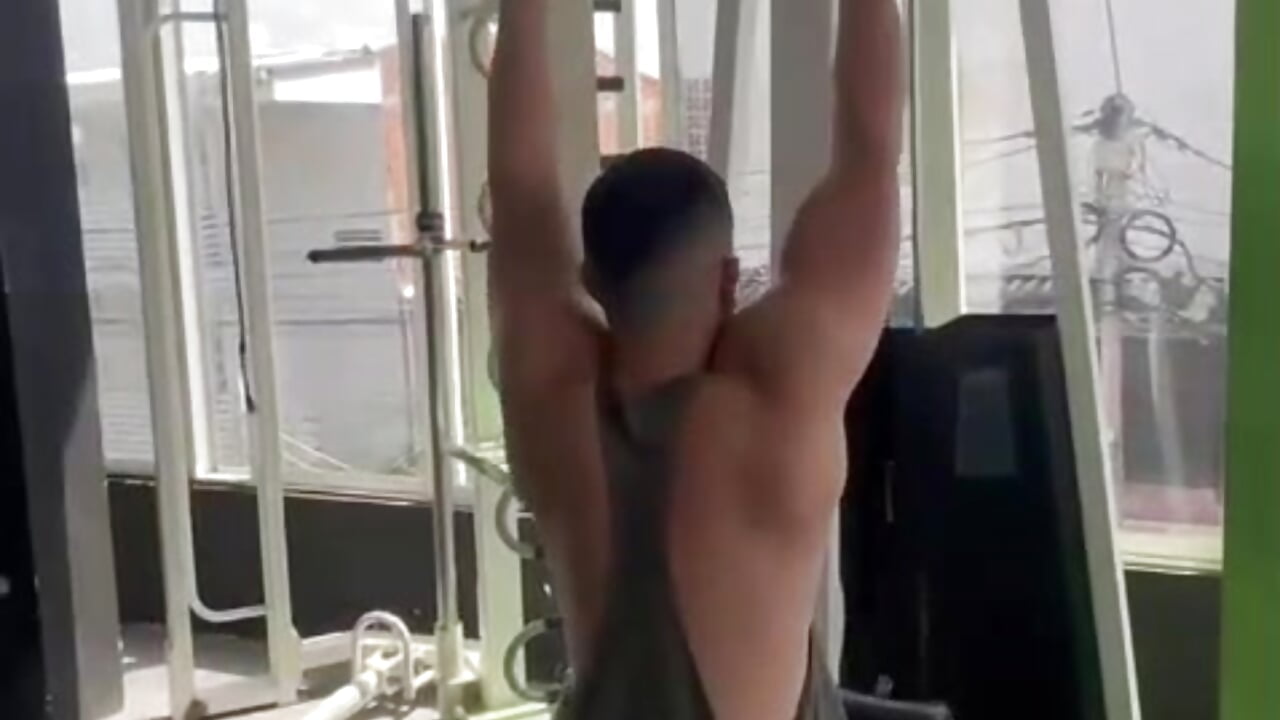 Come with me to my training.🦍💪 - vidéo du modèle de showcams RomanCroft