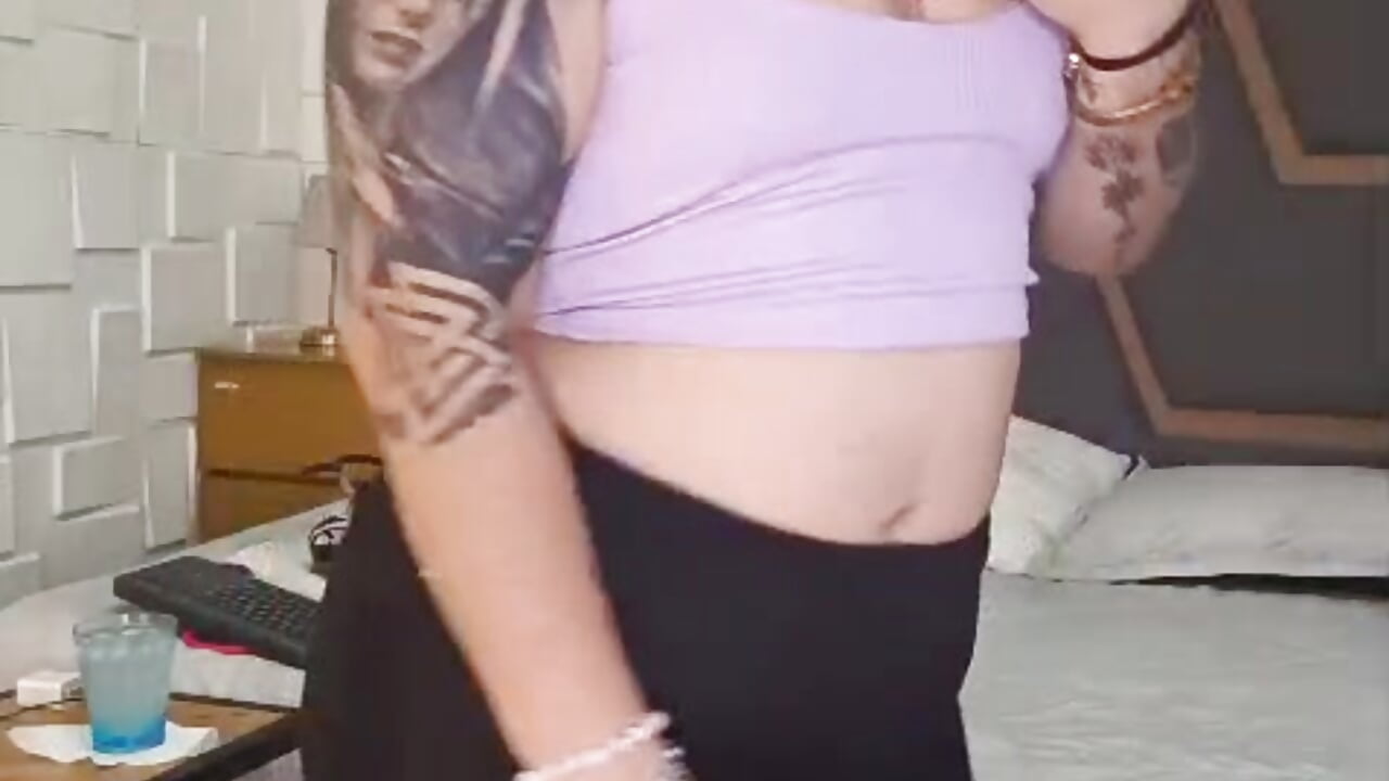 “Your presence has the elegance of a secret and the danger of a temptation.” 🌙🖤 - video by juana_valkiria cam model