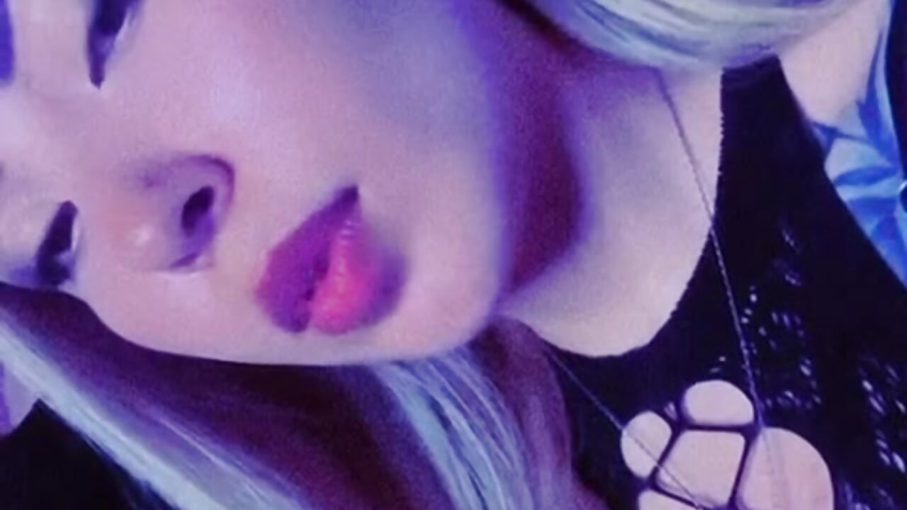 Hey, how are you? - video Megan_sexrosse kameramallilta