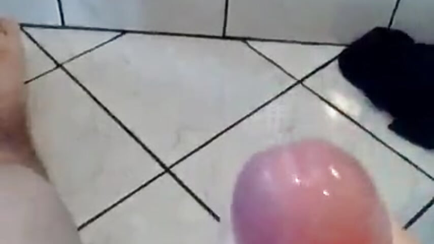 Batendo uma - video by dotado20cmxxe cam model