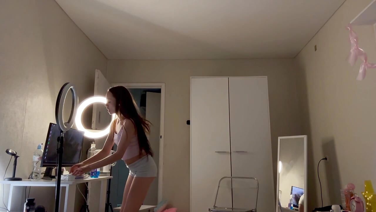 pov: hidden cam! - Milly_Lane 캠 모델의 동영상