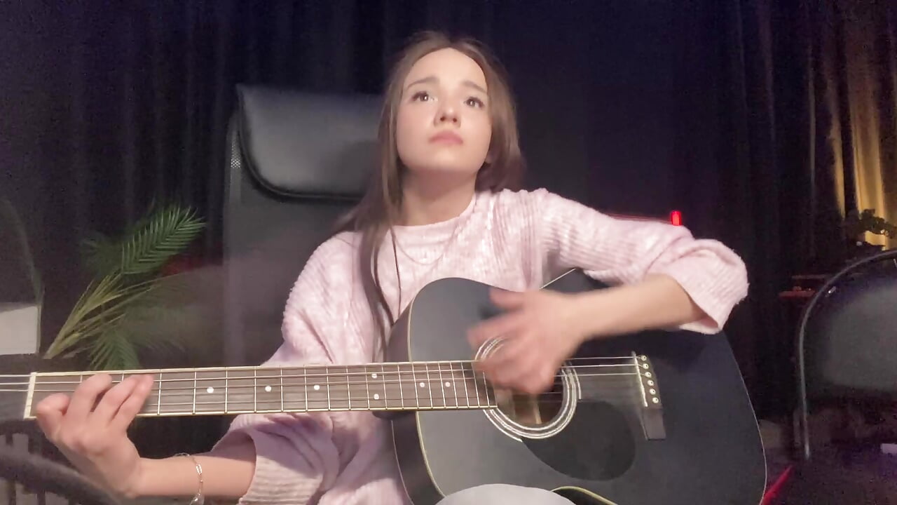 The Cranberries - Zombie (my cover) - clip cu Milly_Lane model videochat