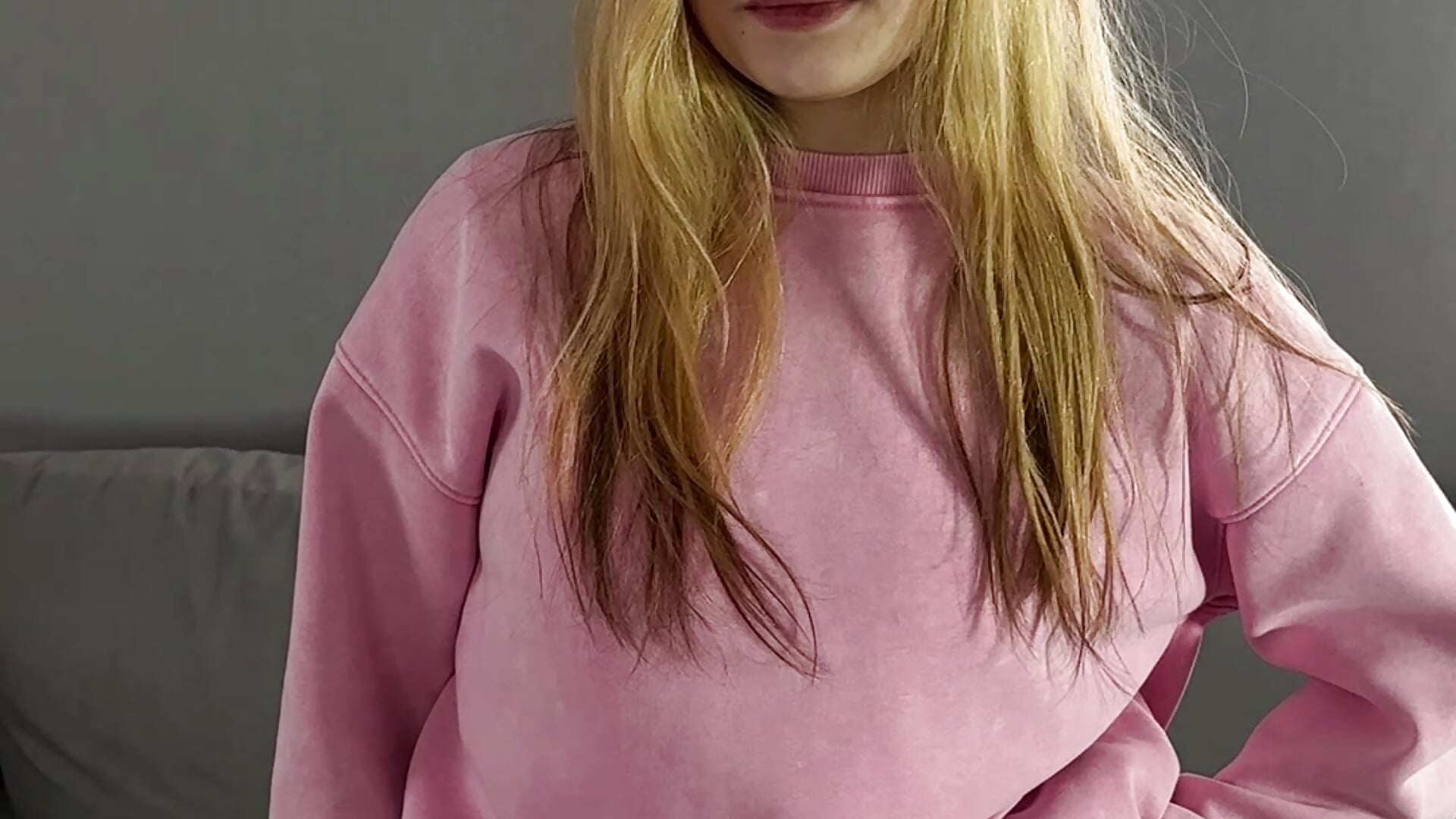 hi, bb) - 視頻由 OnitaDagley 主播提供