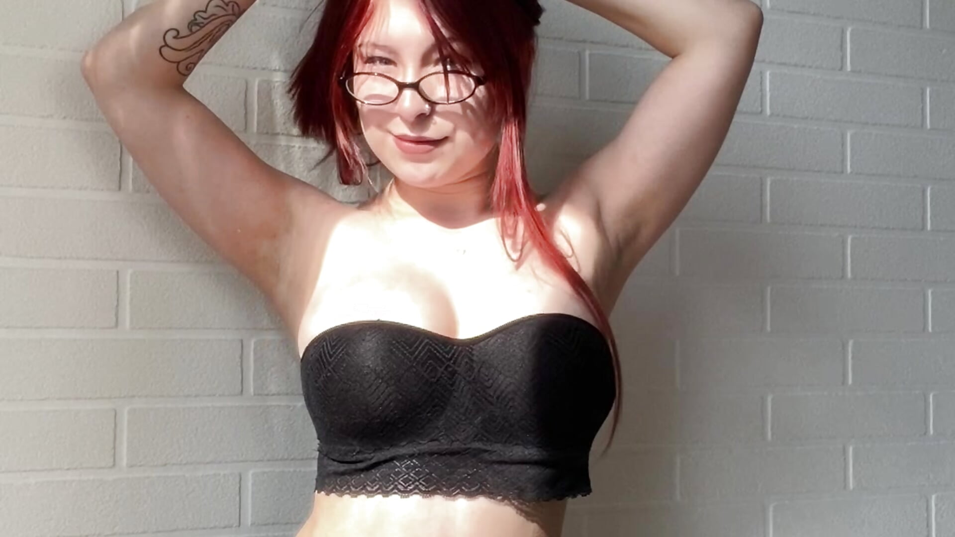 IMG_4974 - clip cu GingerAve model videochat