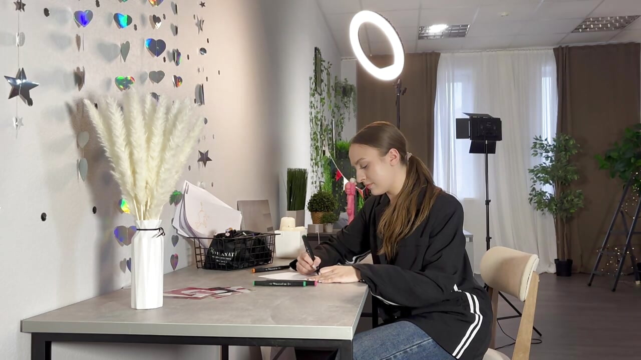 2 новая завтра－カメラキャストのLareeViceの動画