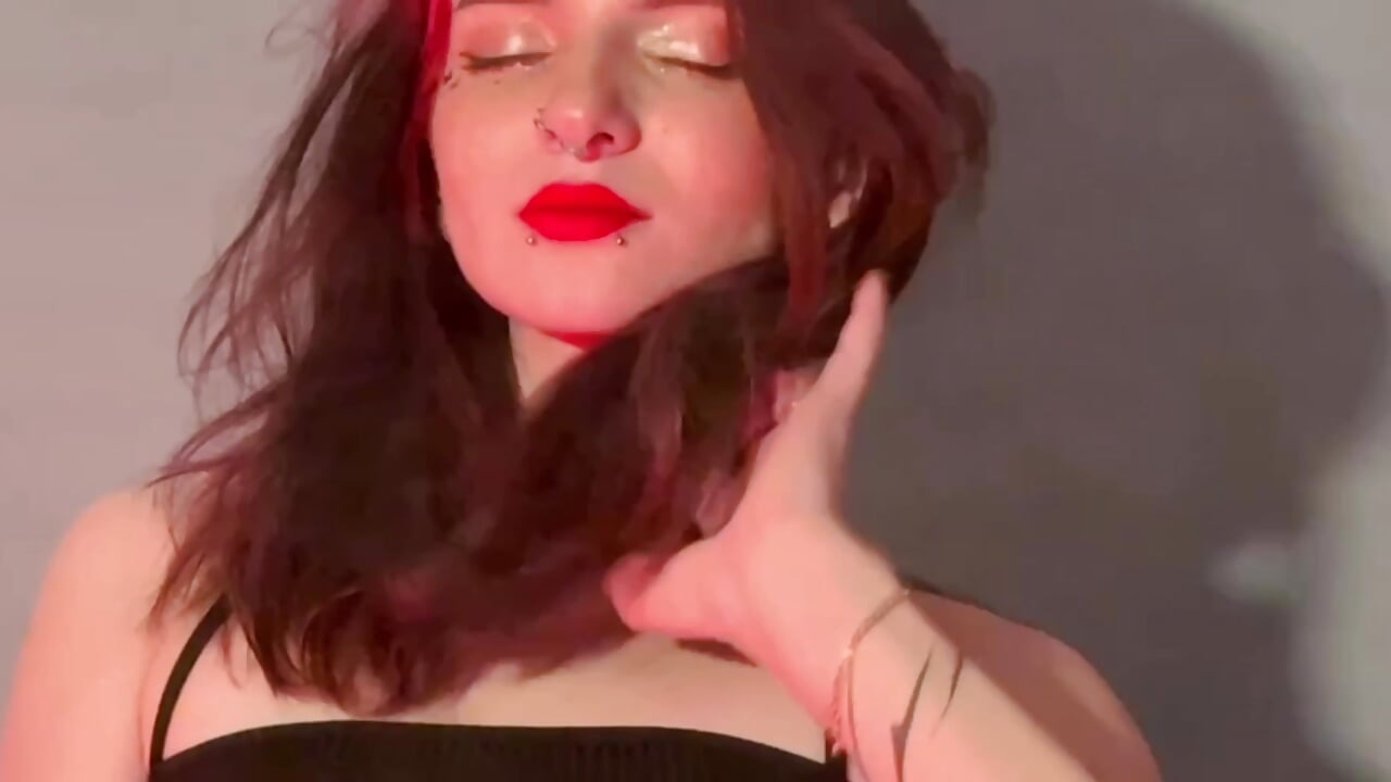 lizzy in red and black💞 - video by LizzyRid cam model