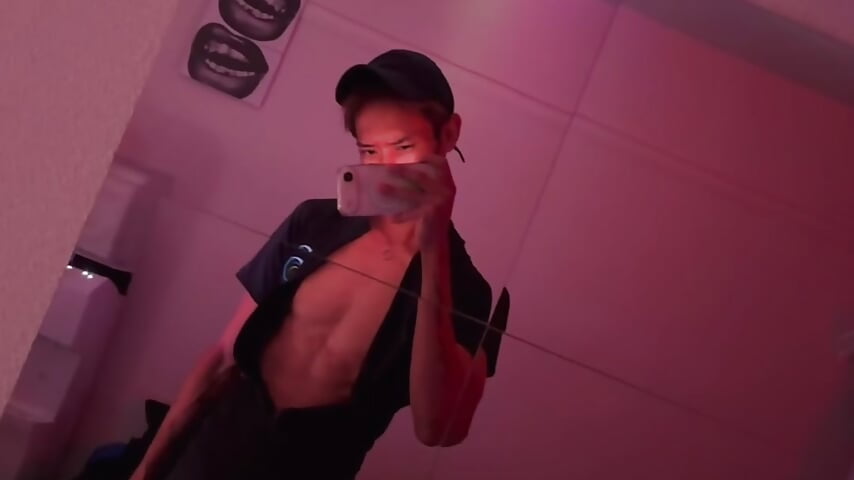 🤨 - video by HORNY_RYU cam model