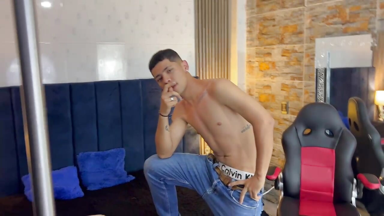 sexy boy 👄 - βίντεο μοντέλου ChristoperGiraldo