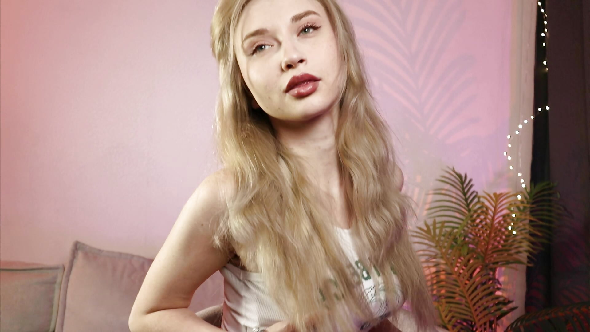 sample of the pen – video od webkamerové modelky DottyPierce