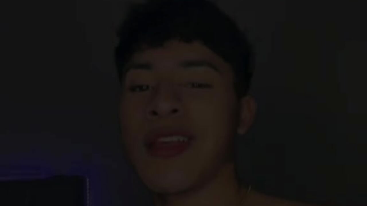 seba_fire - video by Sebas_fire4 cam model