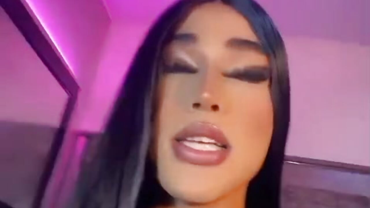 WhatsApp Video 2026-10-11 at 4,12,53 AM - video od modelky/modela sex_stardollsex