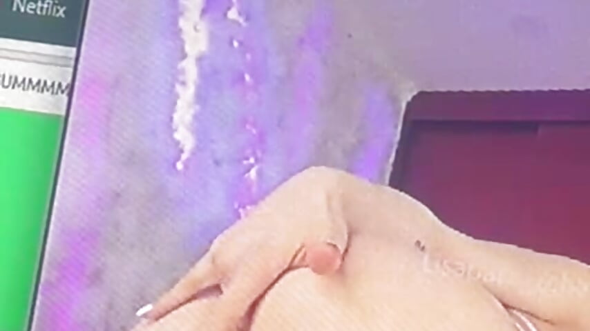 U like this ? 🫦😮‍💨 - video av lisa_park_ cam model