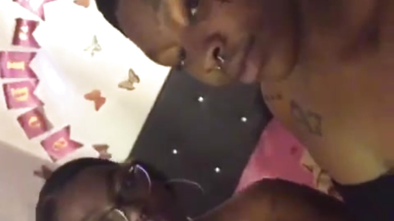 I Love smoke - video av suggar_mommy777 cam model