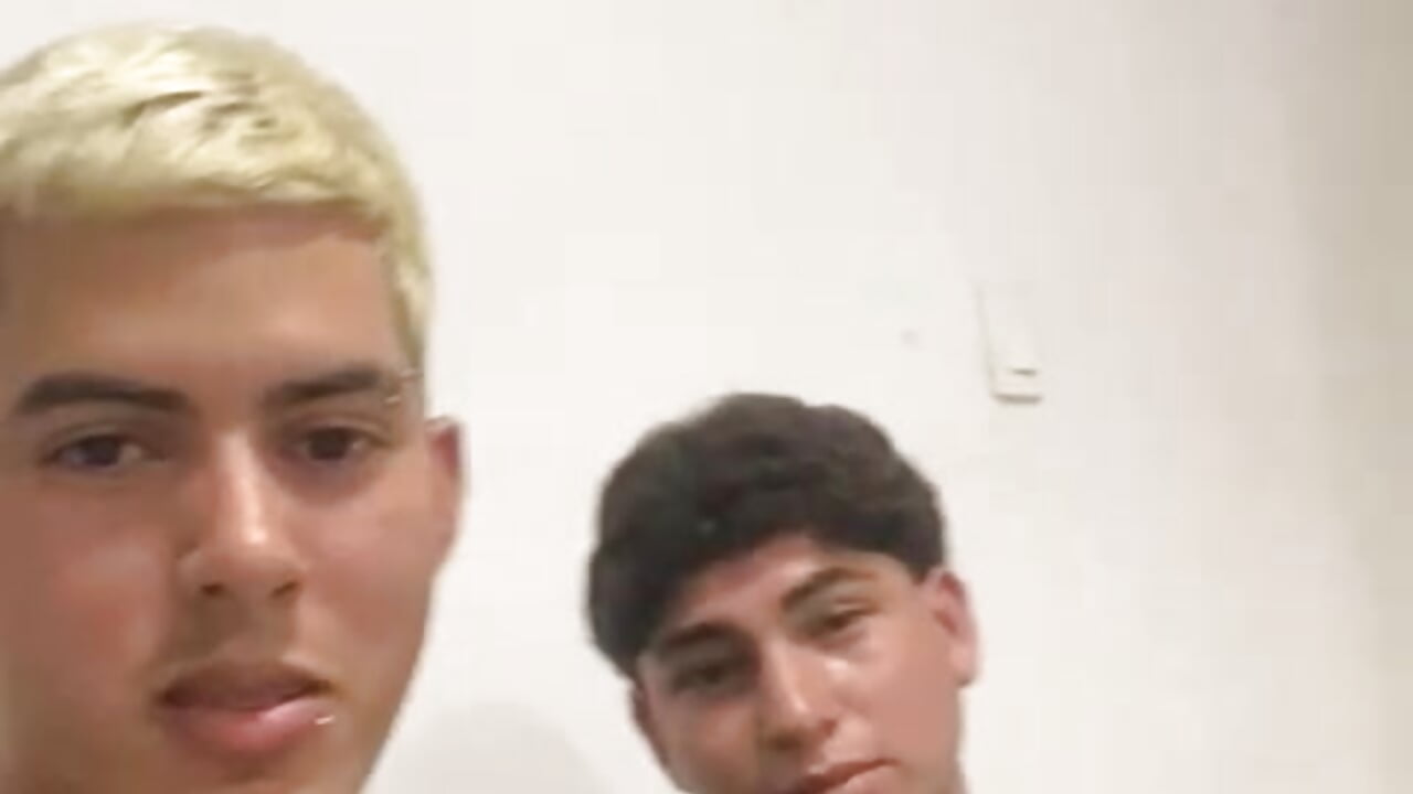 3 guys - video by 3hornys-straights cam model