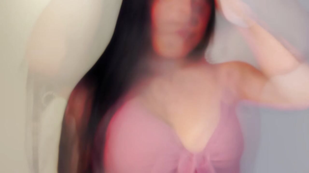 I AM CHARLOTTE! 😍 – video od webkamerové modelky IamCharlottevega