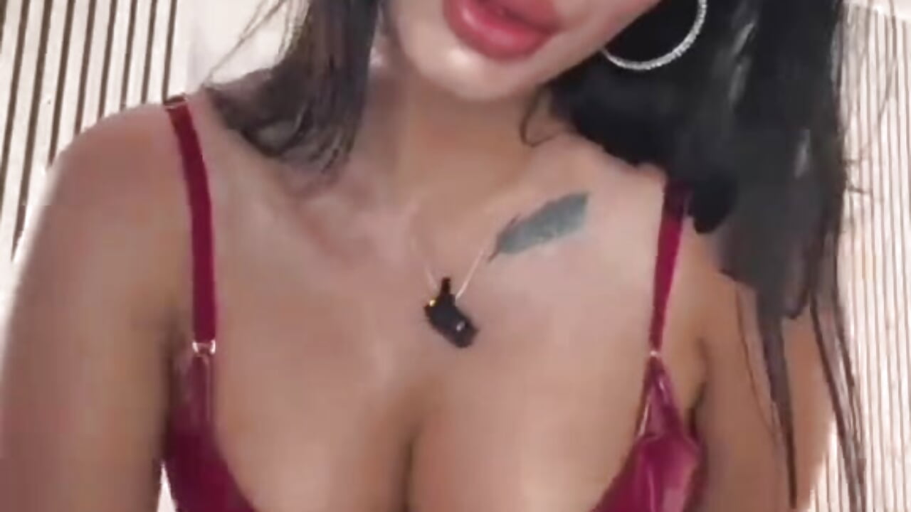 I wanna be your fantasy🙃 - video oleh RaniaSnow kamera model