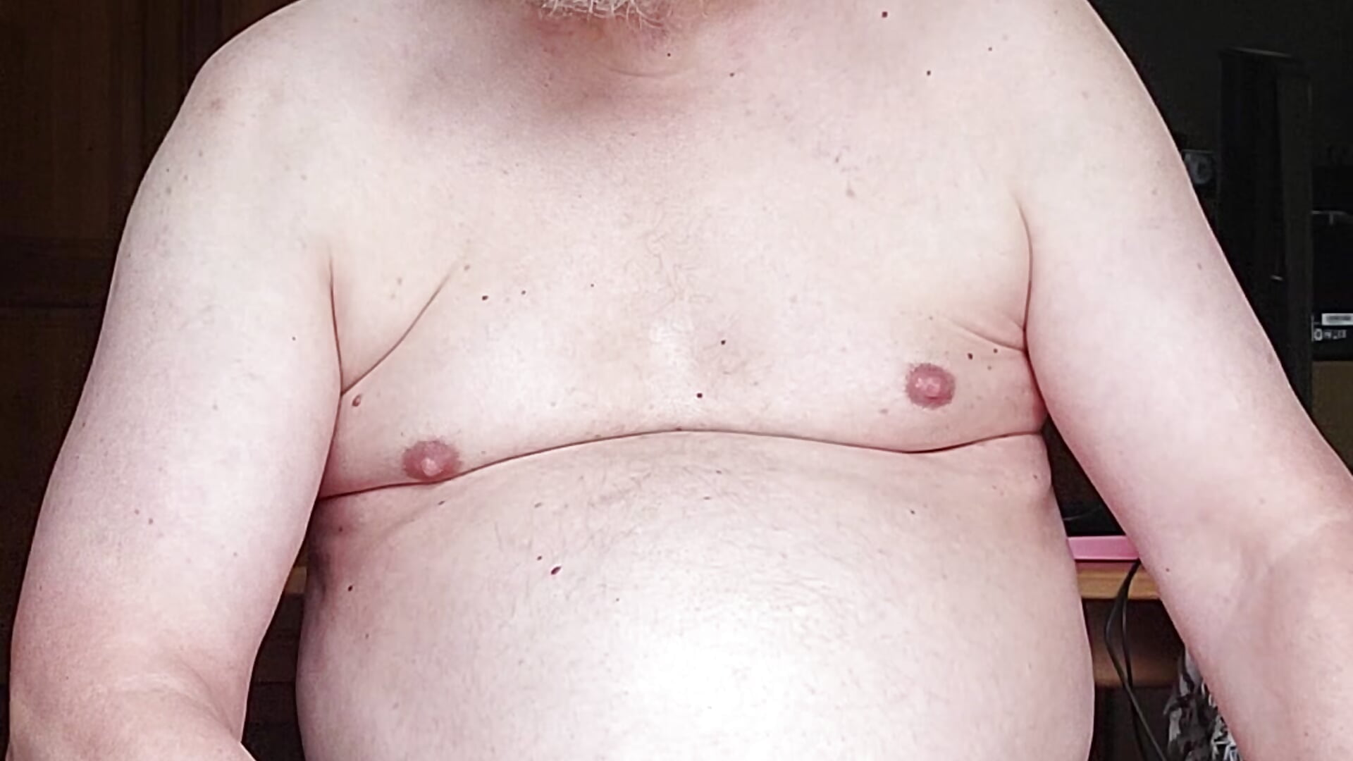 Трендове відео  7158 вебкаммоделі BigDaddyCooool