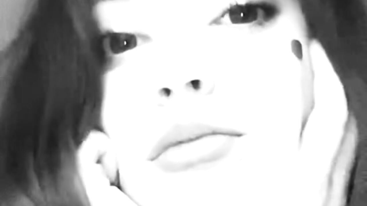 Love - video by AdelaRowlins cam model