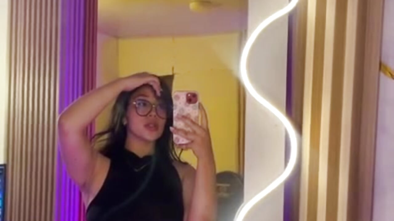 😝 - Video von Selestte_tay1 Cam-Model