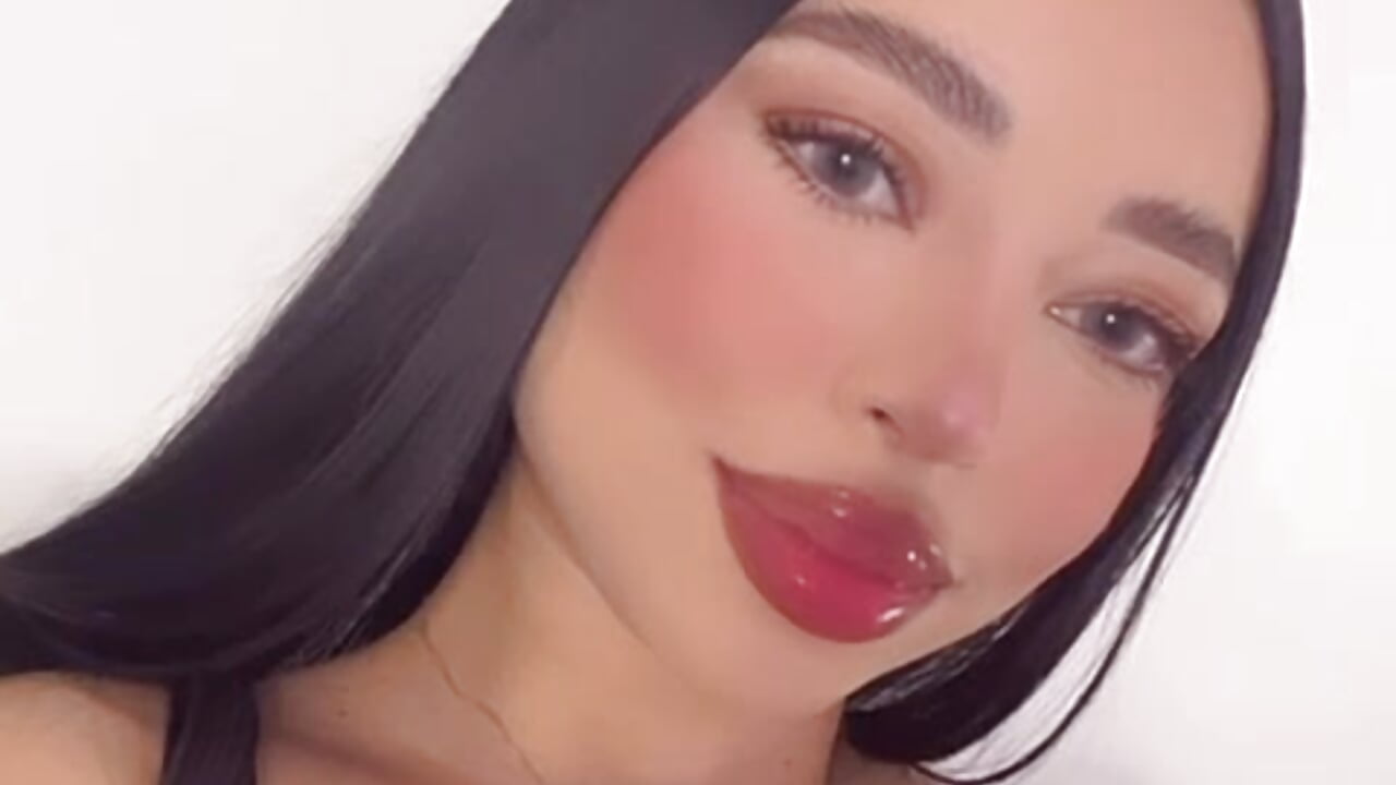 Relax in house－カメラキャストのAnthonellaSweet_の動画