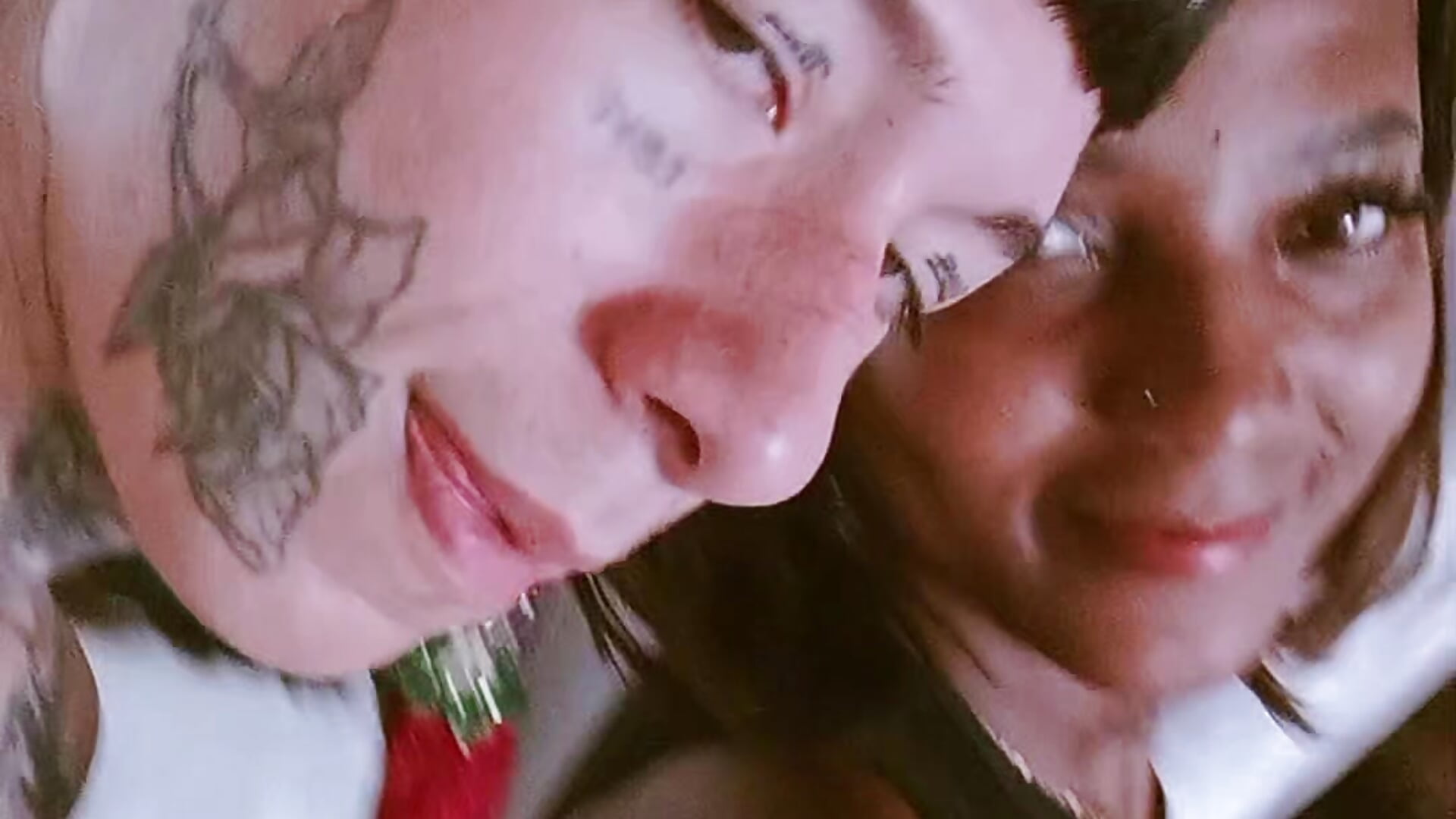 1000493327 - video by AshlieeGreenn cam model