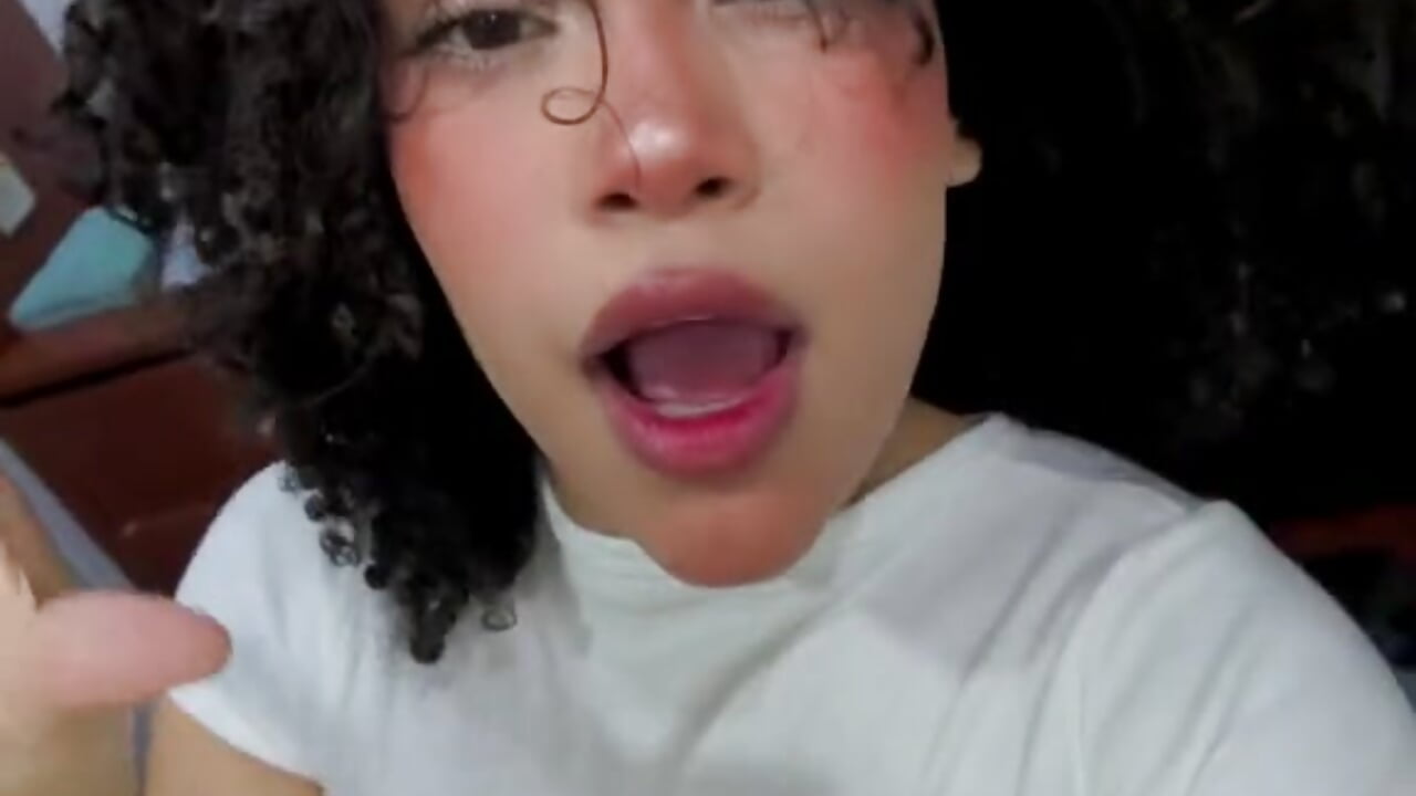 👀 - video van Meganisperfect69 cam-model