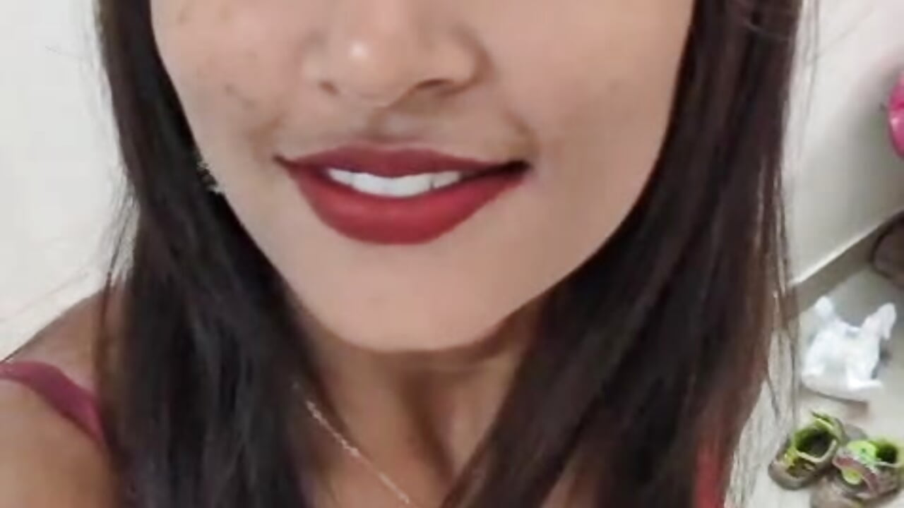 WhatsApp Video 2026-02-27 at 23,02,16 - відео від вебкаммоделі riya12351