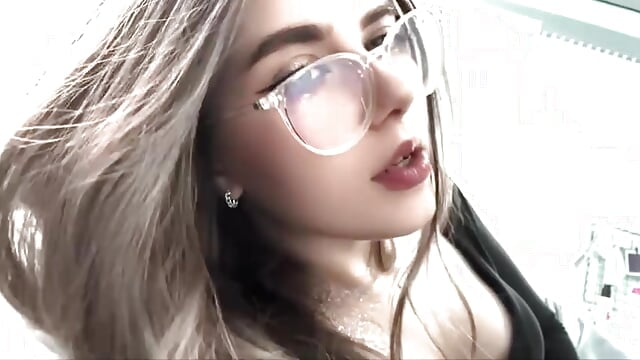 Look in my eyes💋 - clip cu Marilyn_Graan model videochat