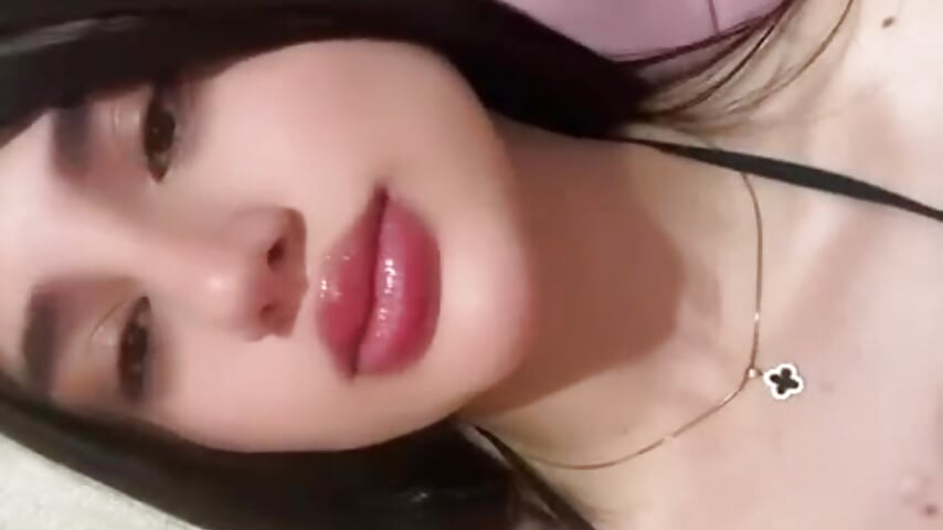 Hello Guys 💋 – video modela na kameri Iam_yuls