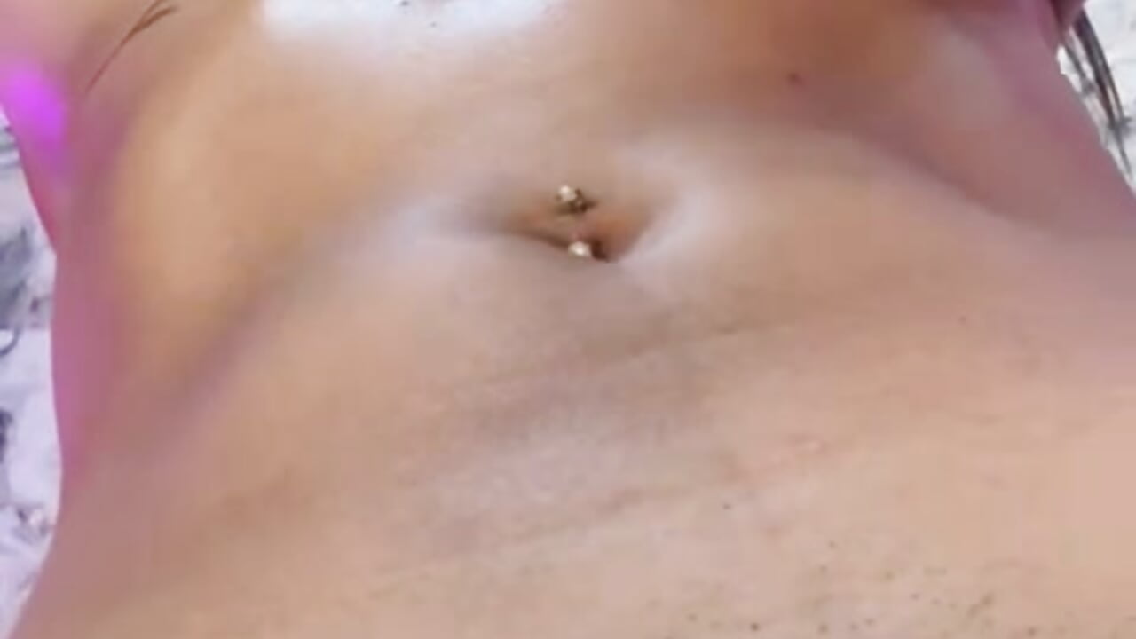 A silent invitation to discover how far my submission can go. 💋" - video av Tamara_Ferrer cam-modell